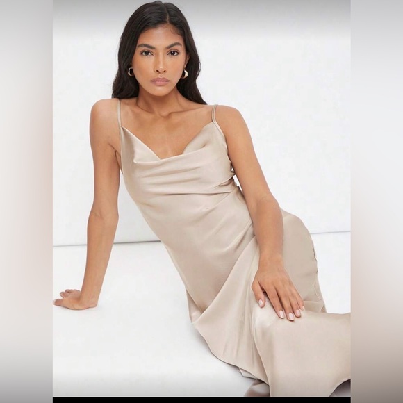 Dresses & Skirts - Dress XS